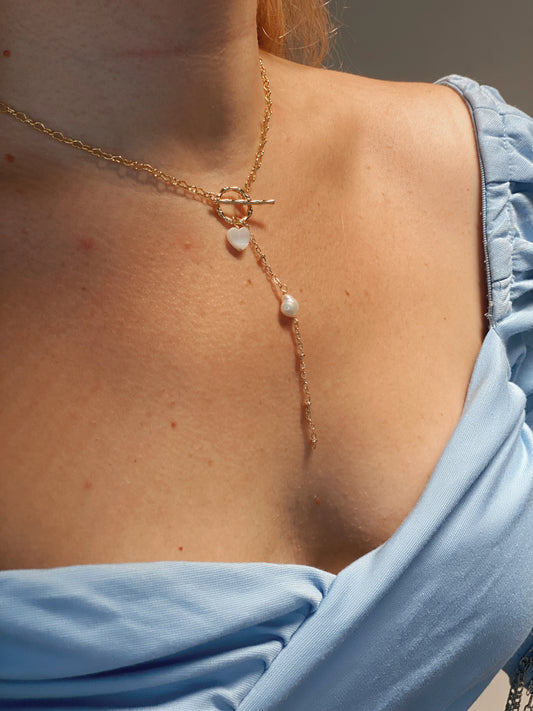 Dainty Venus Necklace