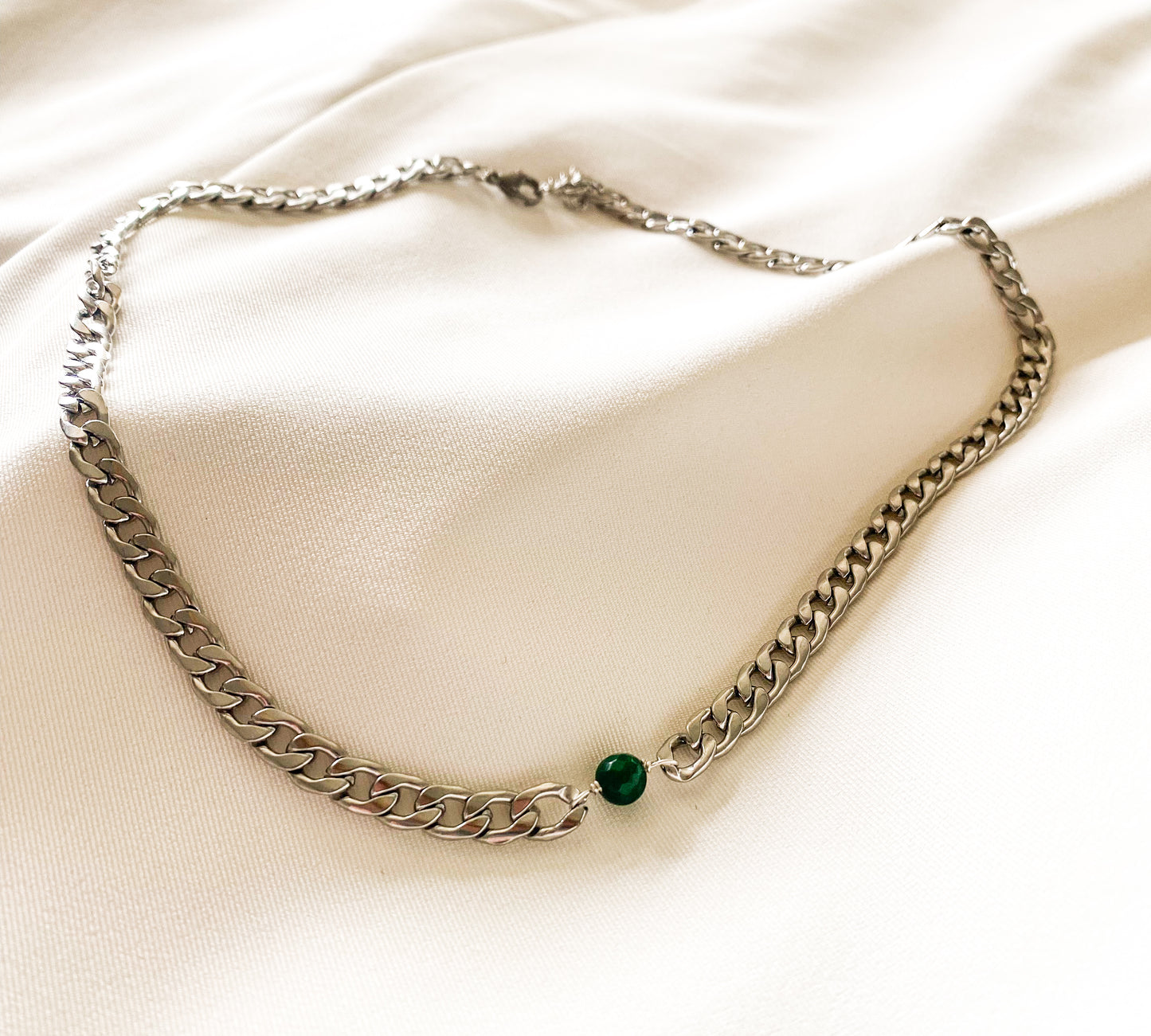 Selia Green Necklace